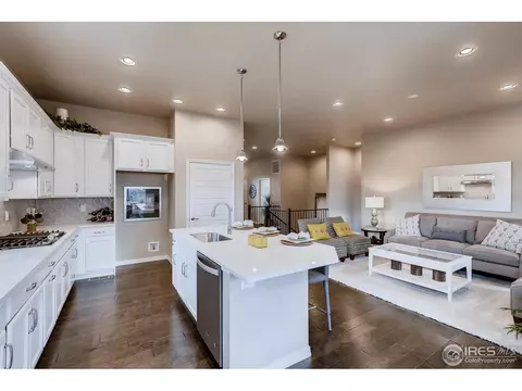 4447 Maxwell Ave, Longmont, CO 80503 photo 1