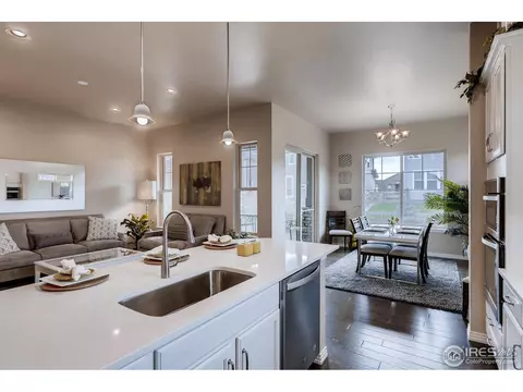4447 Maxwell Ave, Longmont, CO 80503 photo 4