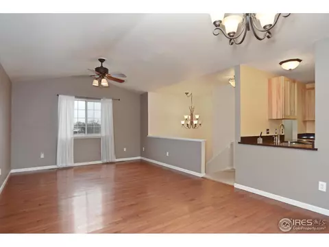 330 Aspen Dr, Frederick, CO 80530 photo 4