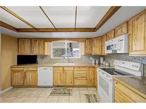 Kitchen - 6790 W 63rd Ave, Arvada, CO 80003 photo 1 of 2