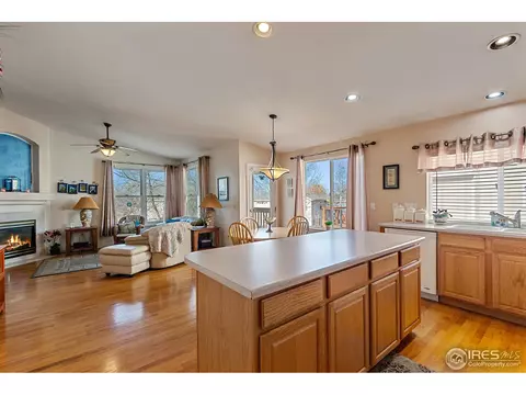 18428 E Amherst Dr, Aurora, CO 80013 photo 1