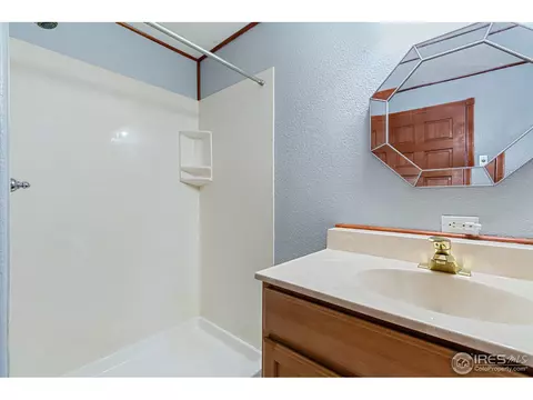 18428 E Amherst Dr, Aurora, CO 80013 photo 29