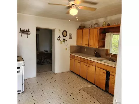 214 E 11th Ave, Antonito, CO 81120