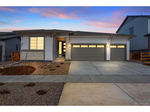 24741 E 33rd Dr, Aurora, CO 80019