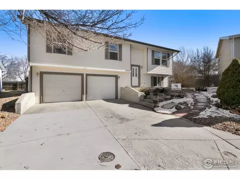 3045 Sunburst Pt, Dacono, CO 80514 photo 2