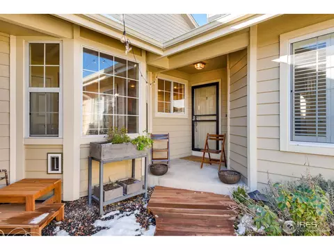 1928 E Phillips Dr, Centennial, CO 80122 photo 2
