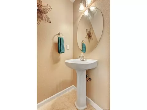 2223 Devonshire Ct, Thornton, CO 80229 photo 7