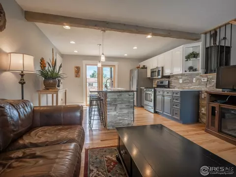 4515 Edmonton Ct, Boulder, CO 80301 photo 2