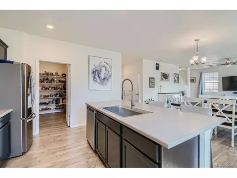 19900 E 61st Dr, Aurora, CO 80019 photo 8