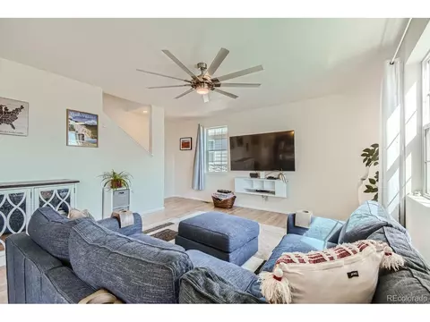 19900 E 61st Dr, Aurora, CO 80019 photo 2