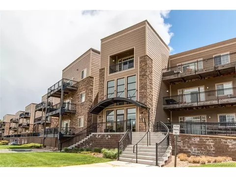 6000 W Floyd Ave #302, Denver, CO 80227