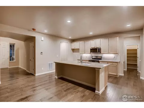 561 Wagon Bend Rd, Berthoud, CO 80513 photo 9