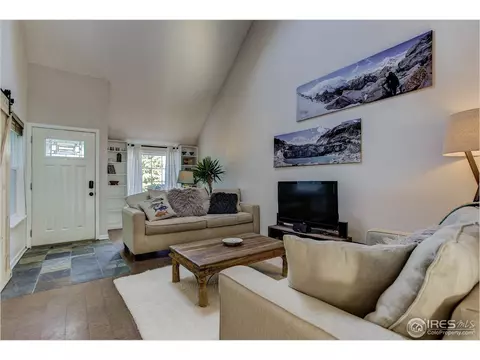 49 Benthaven Pl, Boulder, CO 80305 photo 6