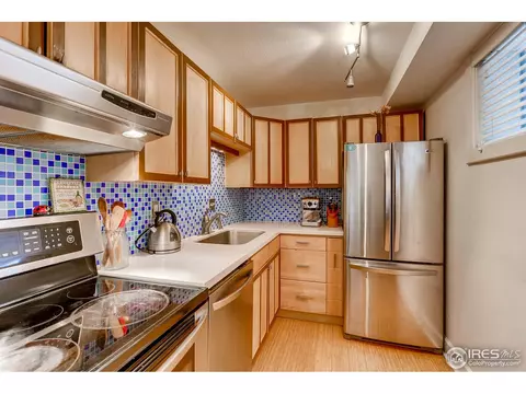 357 Pearl St, Boulder, CO 80302 photo 2