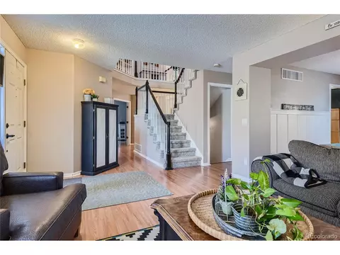 19050 E Chenango Cir, Aurora, CO 80015 photo 4