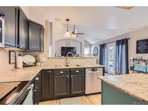 19050 E Chenango Cir, Aurora, CO 80015 photo 8