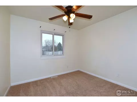 909 Mesa Ct, Windsor, CO 80550 photo 11