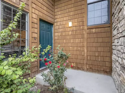 12104 E 2nd Dr, Aurora, CO 80011 photo 2
