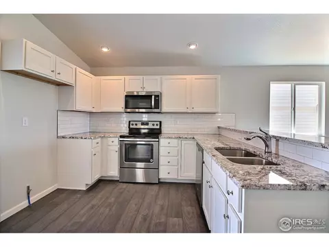 4303 Sunflower Rd, Evans, CO 80620 photo 5