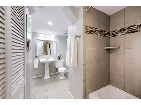 Bath - 5425 E 3rd Ave, Denver, CO 80220 photo 5 of 5