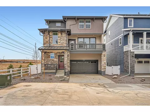 2090 S Haleyville Way, Aurora, CO 80018