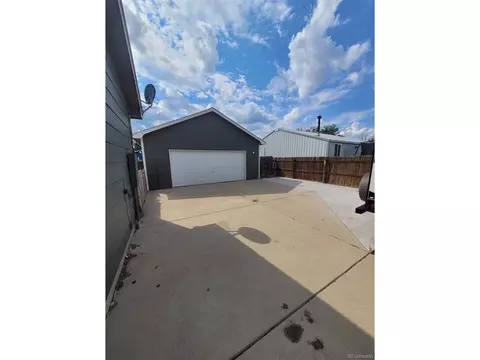 409 Suzann St, Wiggins, CO 80654 photo 5