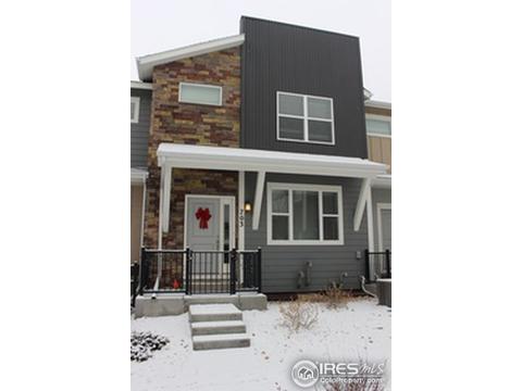 703 Robert St, Longmont, CO 80503 photo 1
