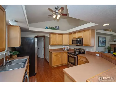 4235 Larkspur Rd, Evans, CO 80620 photo 4