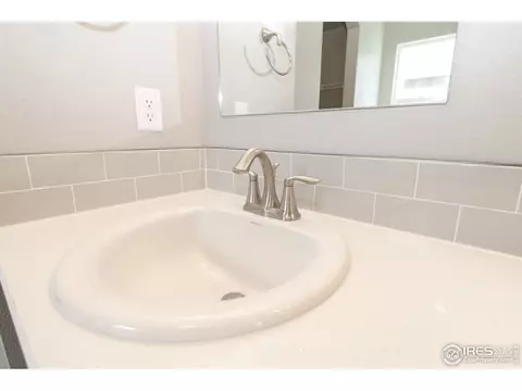 8169 Eagle Dr, Greeley, CO 80634 photo 12