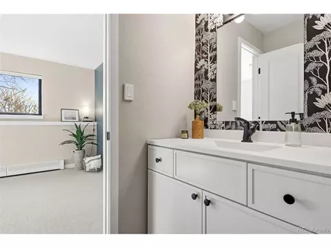 Bath - 3295 34th St #62, Boulder, CO 80301 photo 1 of 4