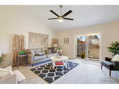 211 S 8th St, Berthoud, CO 80513 photo 4