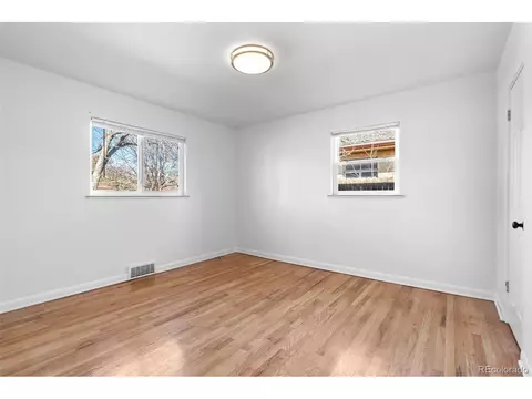 3076 Cherry St, Denver, CO 80207 photo 13
