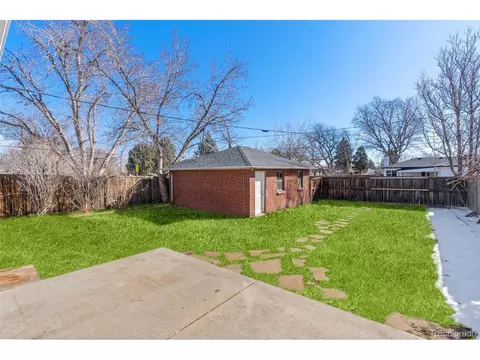 3076 Cherry St, Denver, CO 80207 photo 15