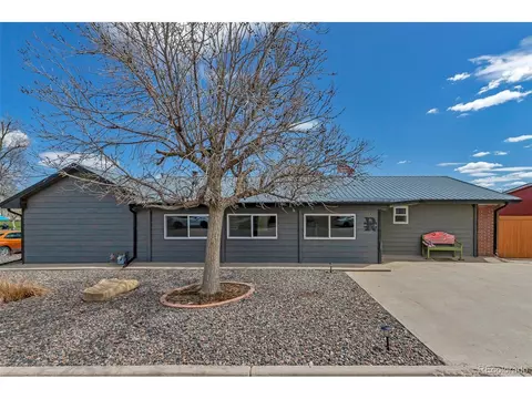 300 S Pine St, Keenesburg, CO 80643