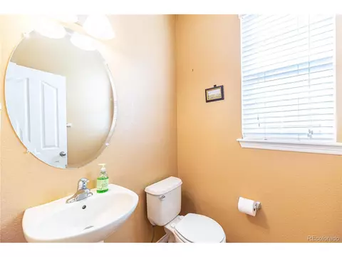 23823 E 2nd Dr, Aurora, CO 80018 photo 9