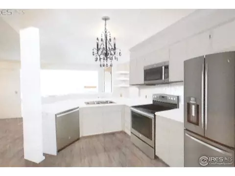 6156 Habitat Dr, Boulder, CO 80301 photo 2