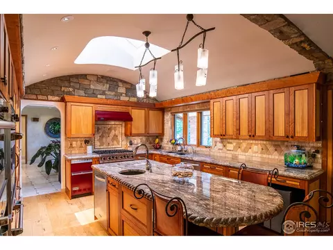 7181 Four Rivers Rd, Boulder, CO 80301 photo 9