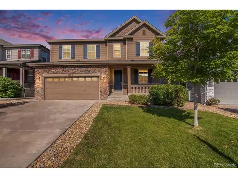 5023 S Versailles Cir, Aurora, CO 80015