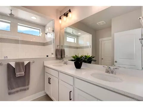 9857 E 61st Ave, Denver, CO 80238 photo 20