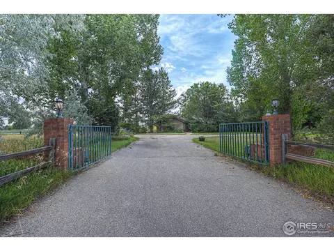 2538 Willow Creek Dr, Boulder, CO 80301 photo 2