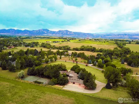 2538 Willow Creek Dr, Boulder, CO 80301 photo 1