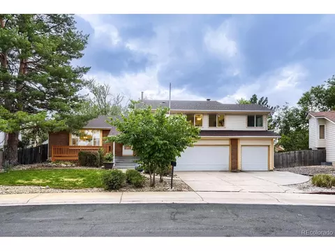 554 S Kittredge Way, Aurora, CO 80017