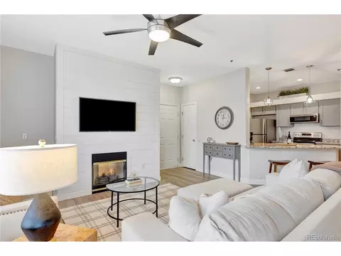 6005 Castlegate Dr #B22, Castle Rock, CO 80108