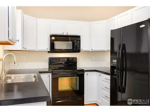 951 Emerald Dr, Windsor, CO 80550 photo 3