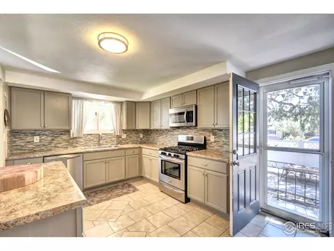 505 5th St, Berthoud, CO 80513 photo 6