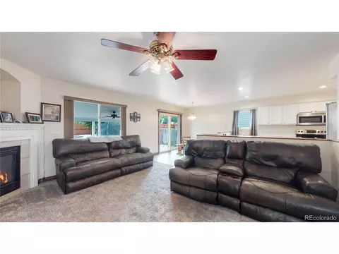 2918 Mariners Landing Dr, Evans, CO 80620 photo 5