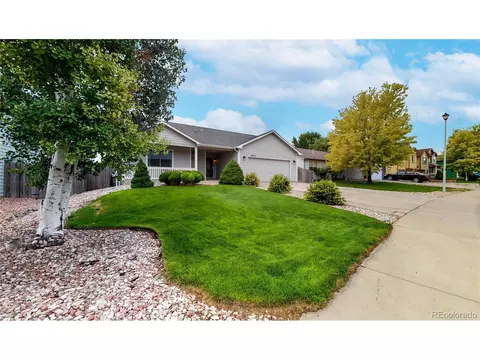 2918 Mariners Landing Dr, Evans, CO 80620 photo 1