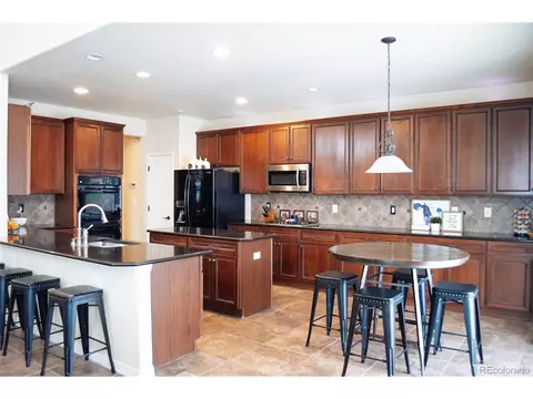 856 Mapleton Ct, Castle Rock, CO 80104 photo 6
