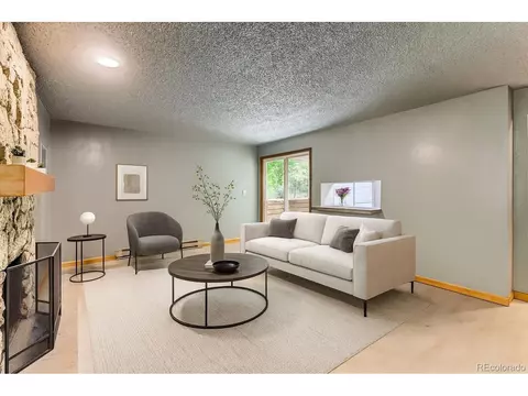 Living - 4070 S Atchison Way #101, Aurora, CO 80014 photo 2 of 4