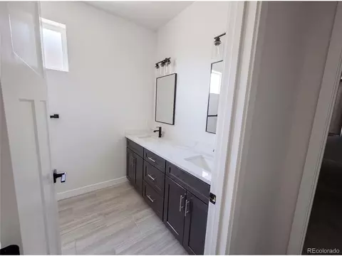 Bath - 3082 Thunder Cloud Dr, Grand Junction, CO 81504 photo 3 of 3